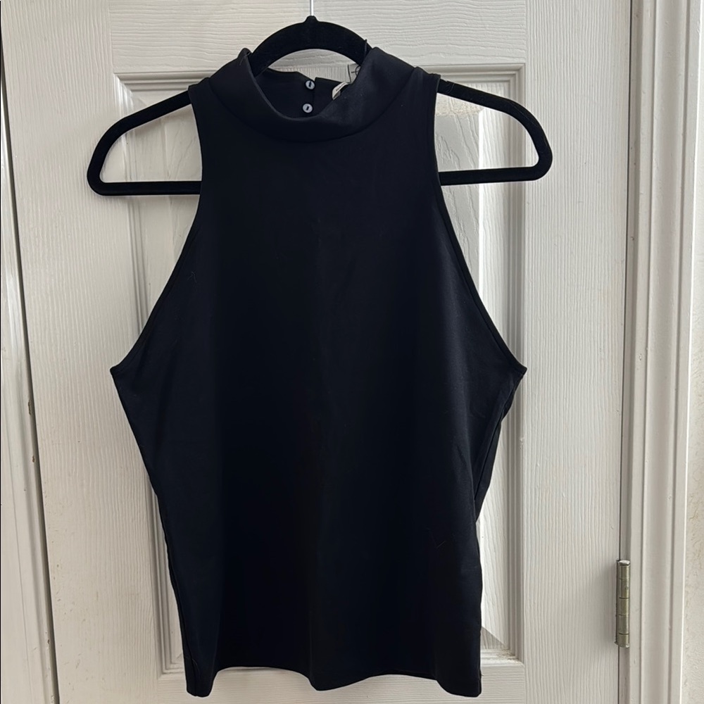Black Sleeveless Women's Top